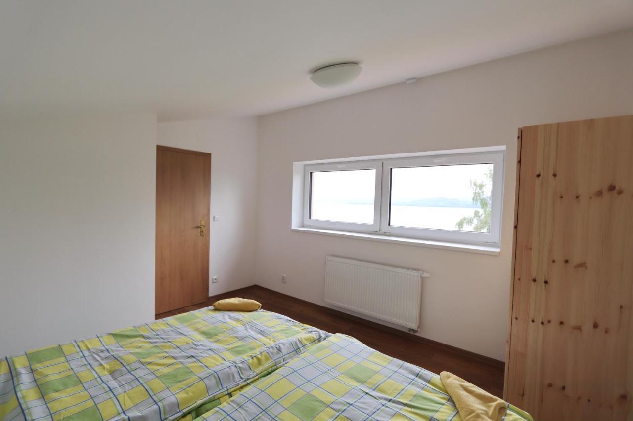 Apartman Vanessa II แชร์นาฟ โปชูมาวี ภายนอก รูปภาพ